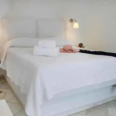Nissiotiko Studios & Apartments Drios Room photo